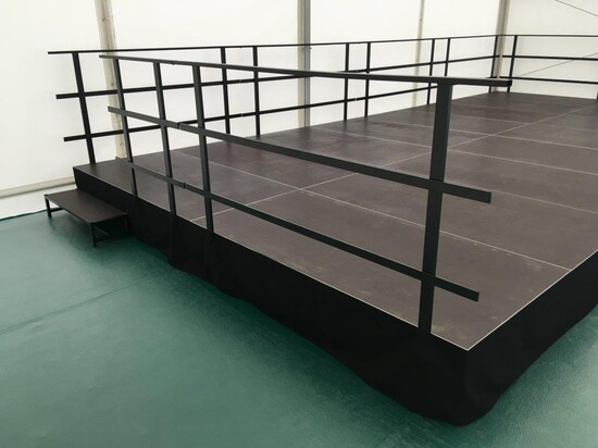 Beispiel Buehne Buetec 8