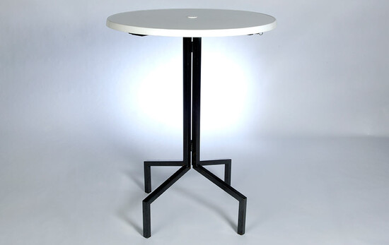 Weisser Stehtisch
