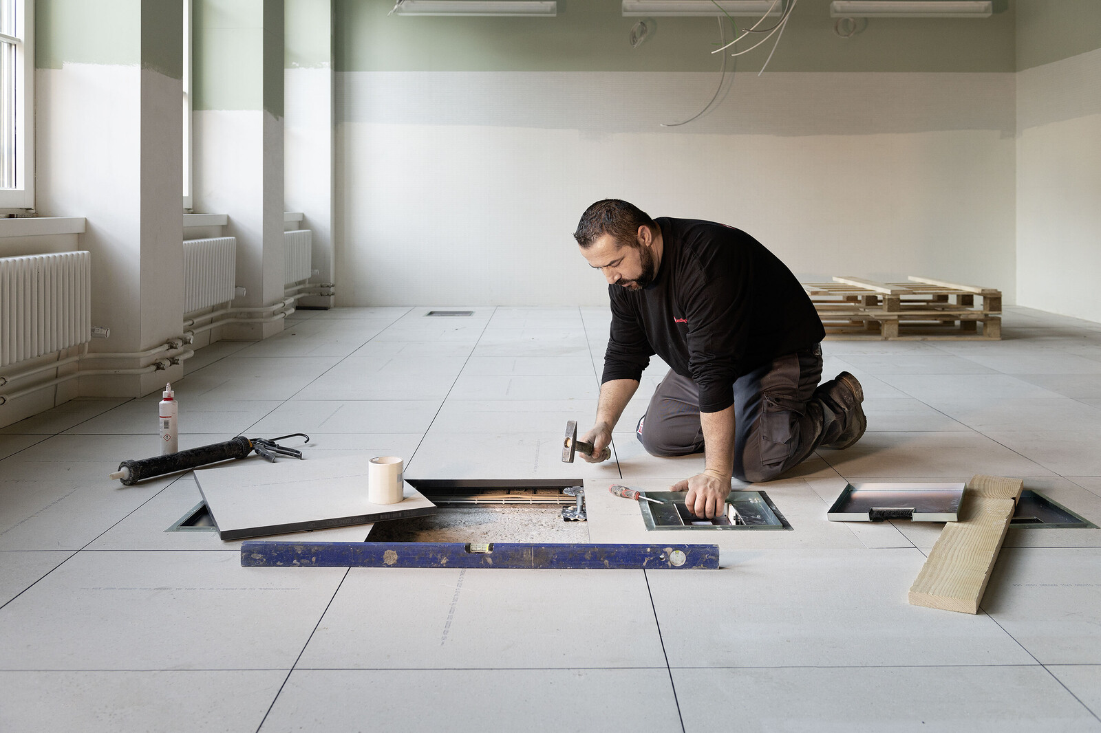 Doppelböden Montage